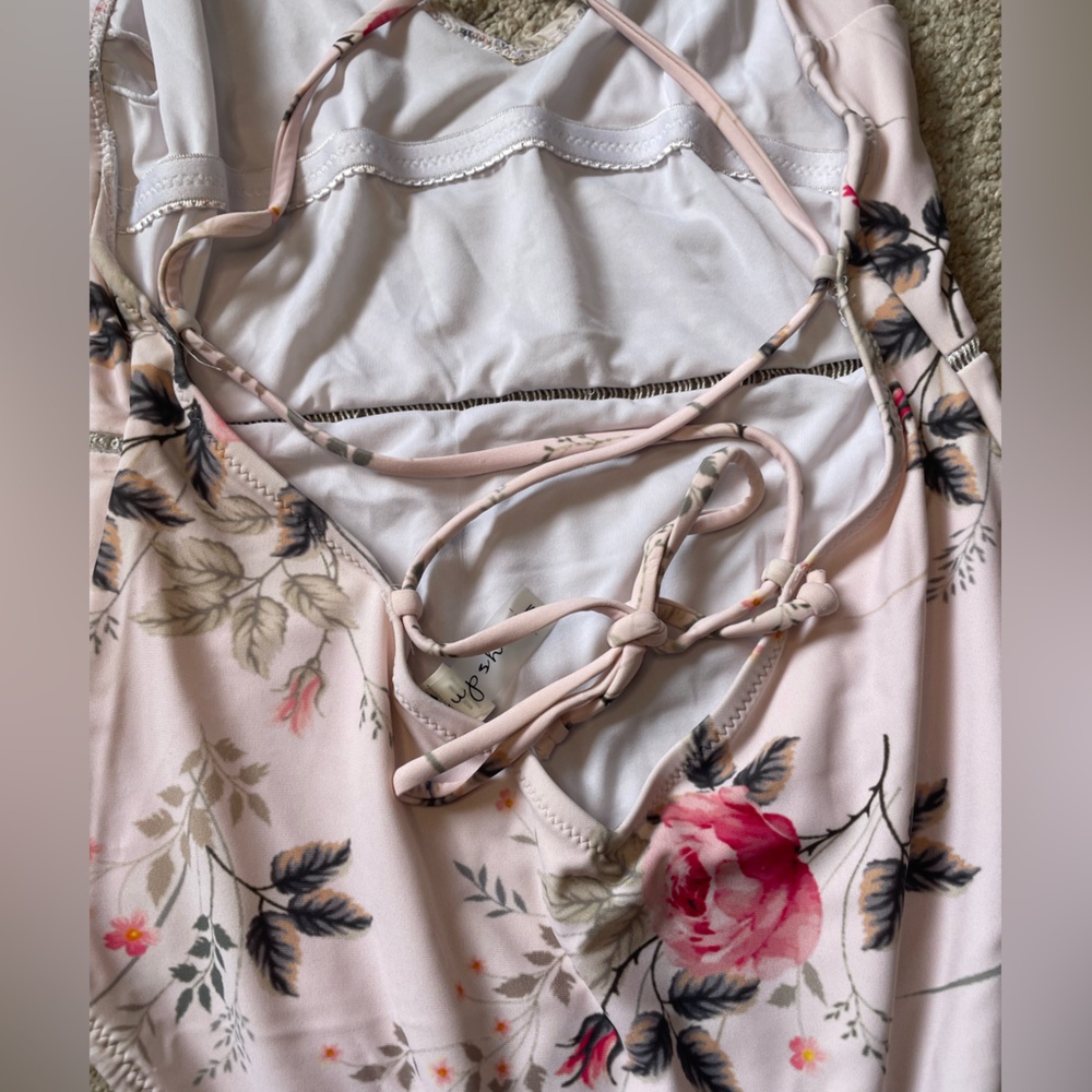 Cupshe Women’s One-piece Pink Floral Swim Suit Size Medium - Picture 5 of 7